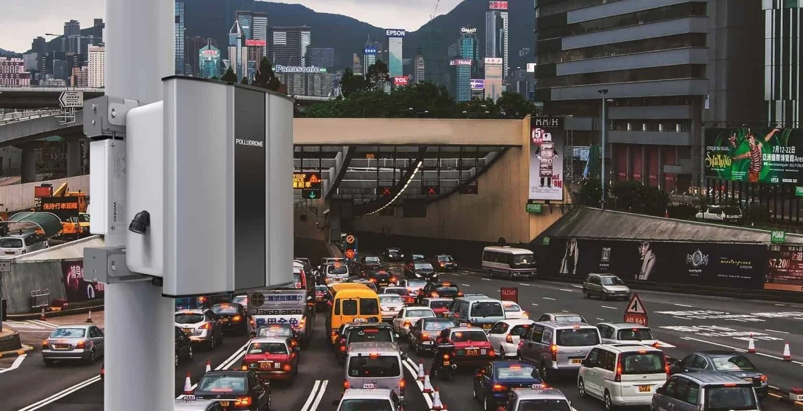 Polludrone Sistema Monitoraggio Qualità dell'aria Ambiente 1 Polludrone Sistema Monitoraggio Qualità dell'Aria misurando traffico in città